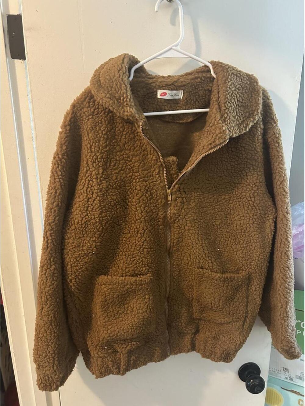 Never worn Xian Xian Brown Sherpa jacket with pockets size L